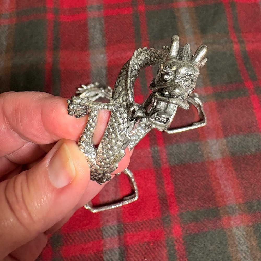 Extremely RARE Arthur Court  Dragon Napkin Rings -Set of 4 - Picture 4 of 13